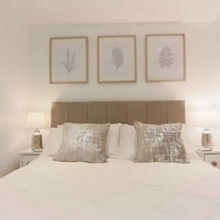 The Hide Apartment *